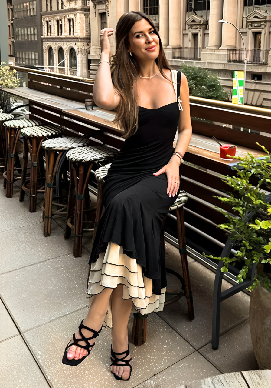 Elegant Flared Contrast Dress